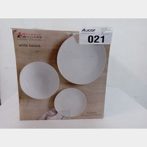 MAXWELL AND WILLIAMS WHITE BASICS TRIBECA COUPE DINNER SET 18PC GIFT BOXED