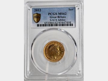 2012 ELIZABETH II DIAMOND JUBILEE GOLD SOVEREIGN MS62