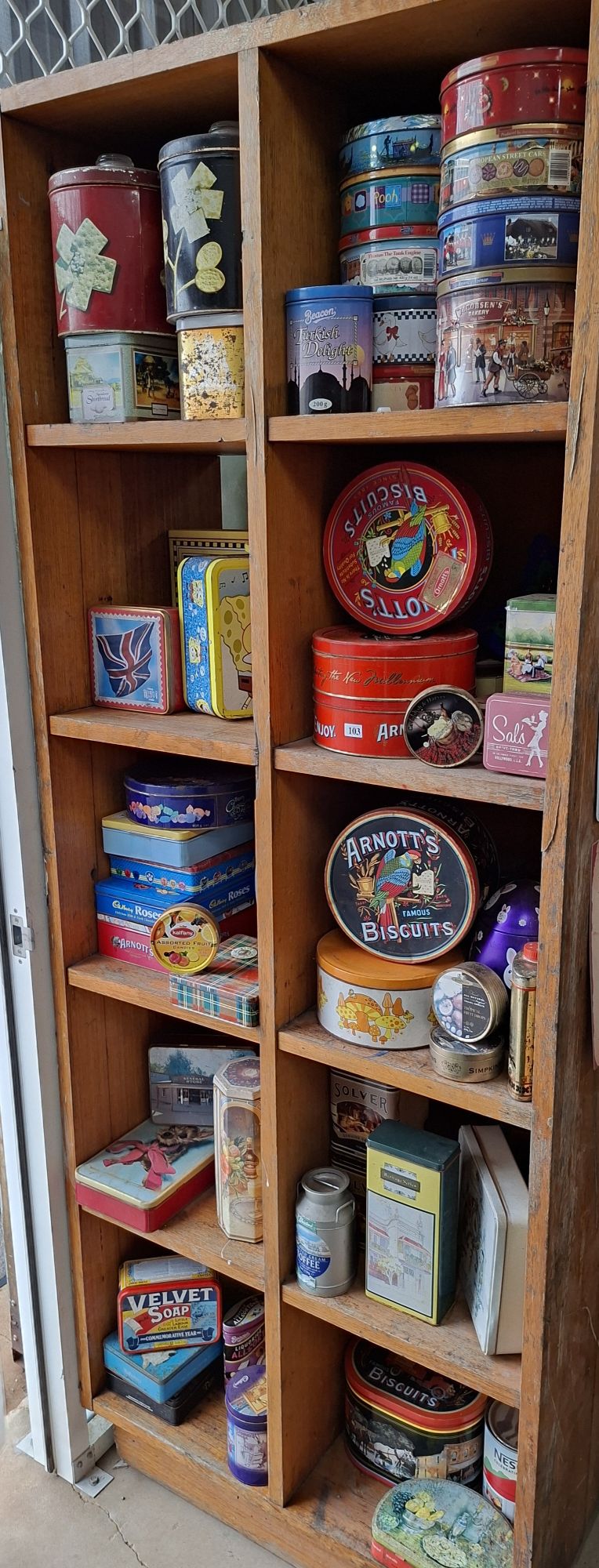 103 · LARGE QUANTITY OF TINS
