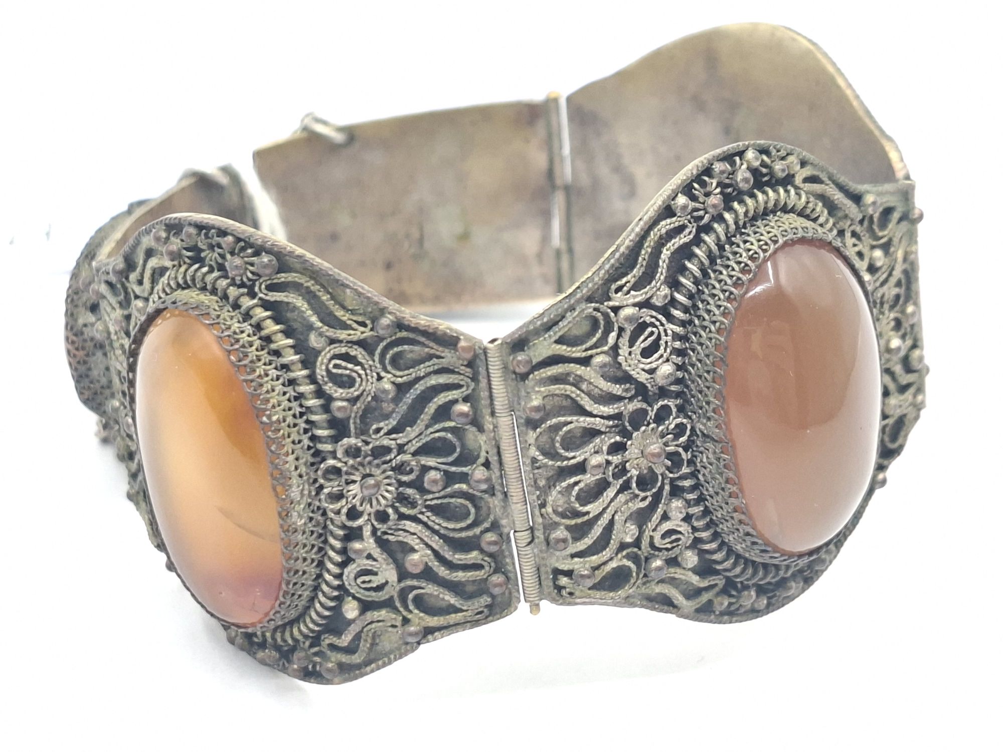 1089 · VINTAGE FILIGREE AND STONE BRACELET