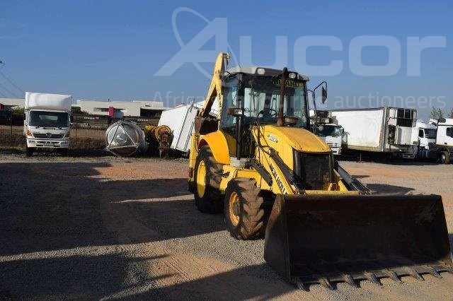 2013 New Holland B90B Backhoe Loader LB Series (TLB)