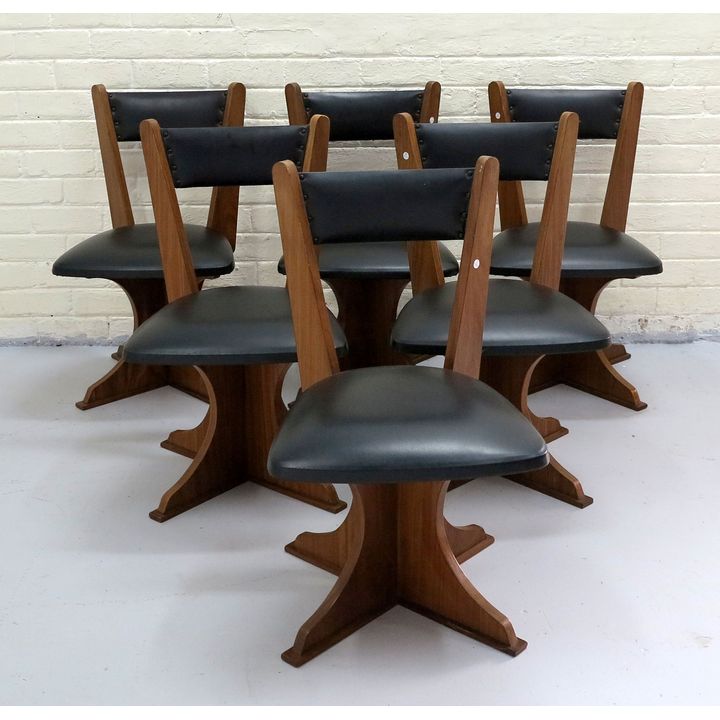 CIRCULAR DINING TABLE AND SET OF 6 VINYL UPHOLSTERED CHAIRS