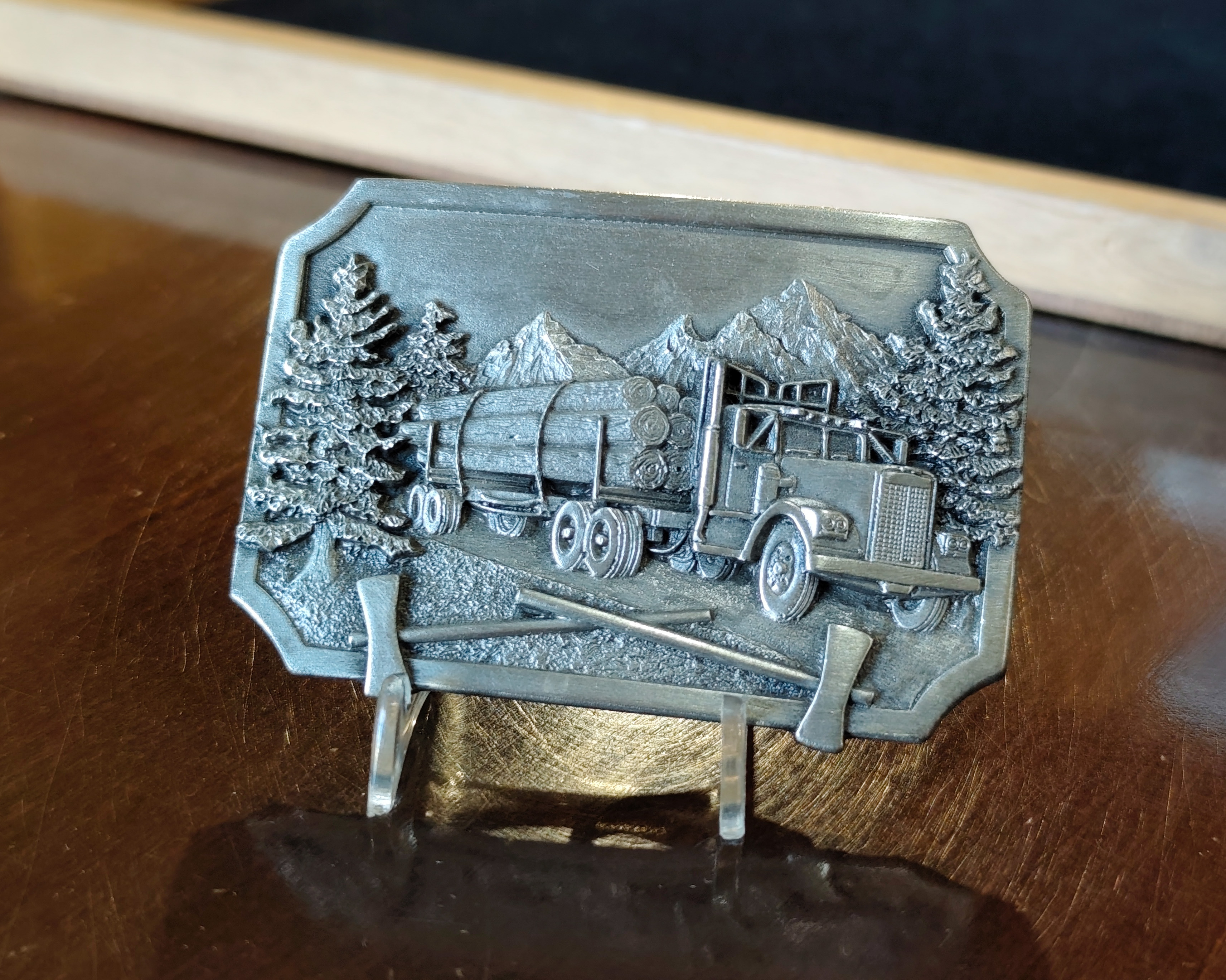 1984 USA Log Truck Belt Buckle — sold at auction in New Zealand for $35