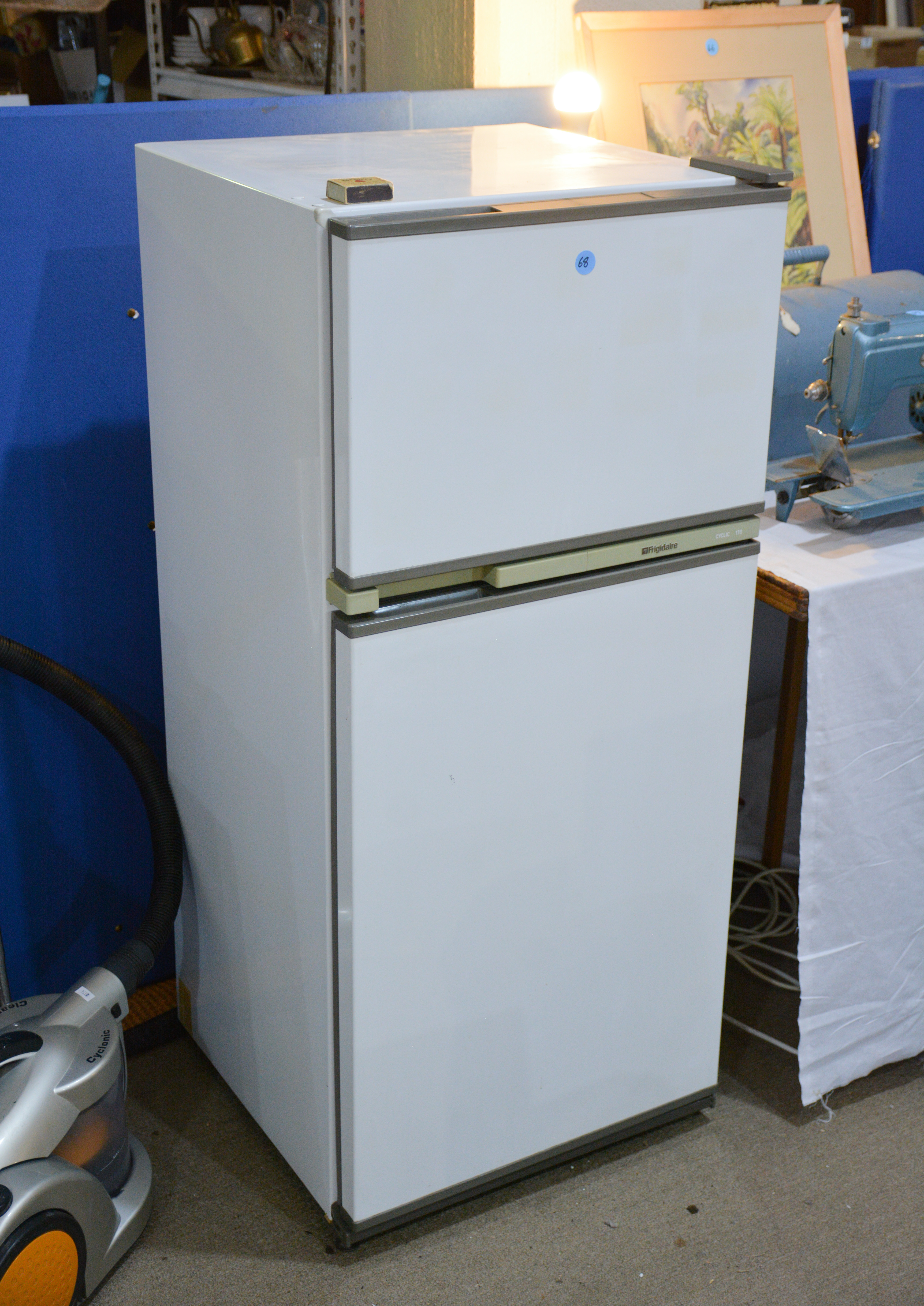 Frigidaire Cyclic 170 Fridge/Freezer — sold at auction in New Zealand for $10