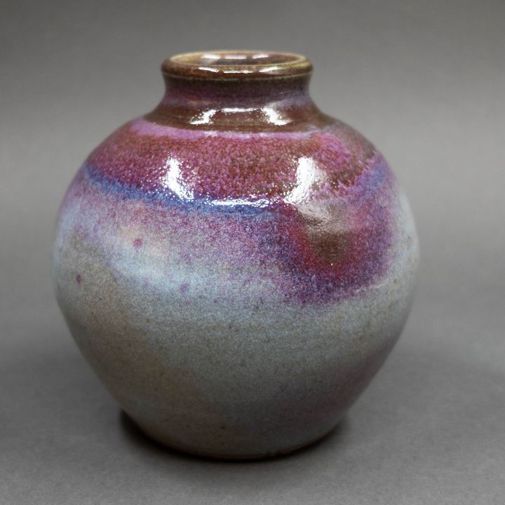 Graeme Storm - Stoneware ovoid vase
