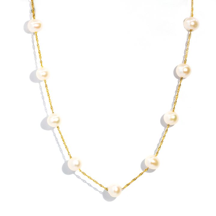 14 Carat Gold Pearl Necklace