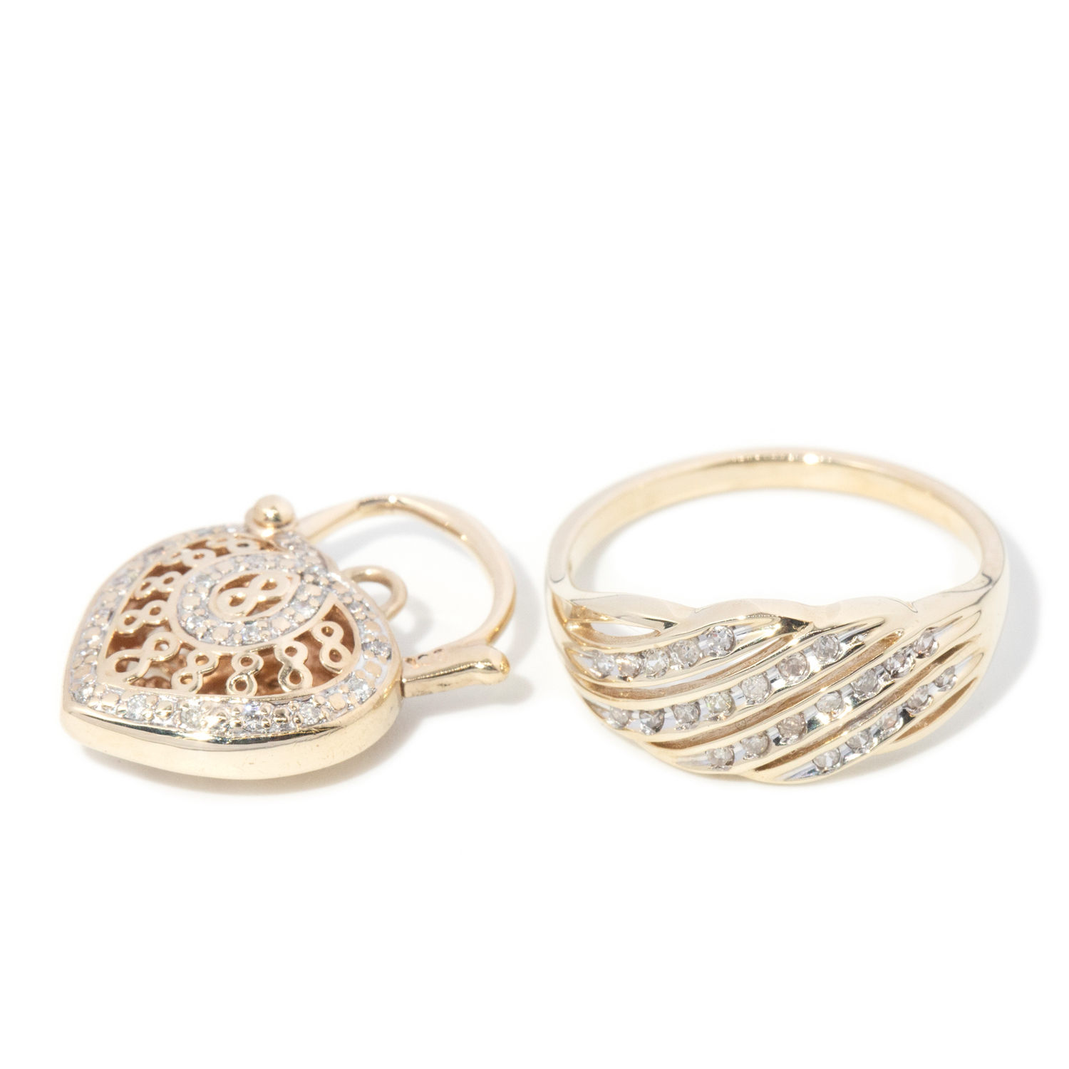 Diamond Padlock & Diamond Ring in 9ct Gold