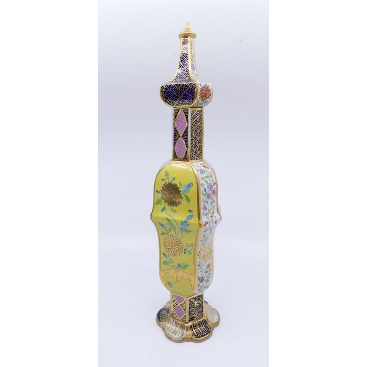 Antique English Chinoiserie Covered Vase (Spode?)- 16'' with some old repairs