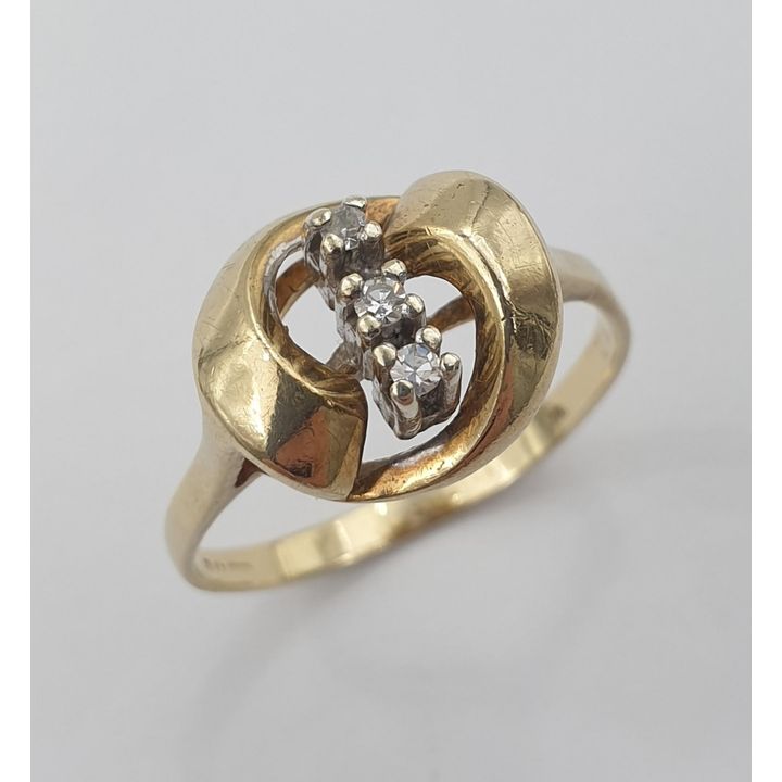 9ct Y/G Diamond Ring
