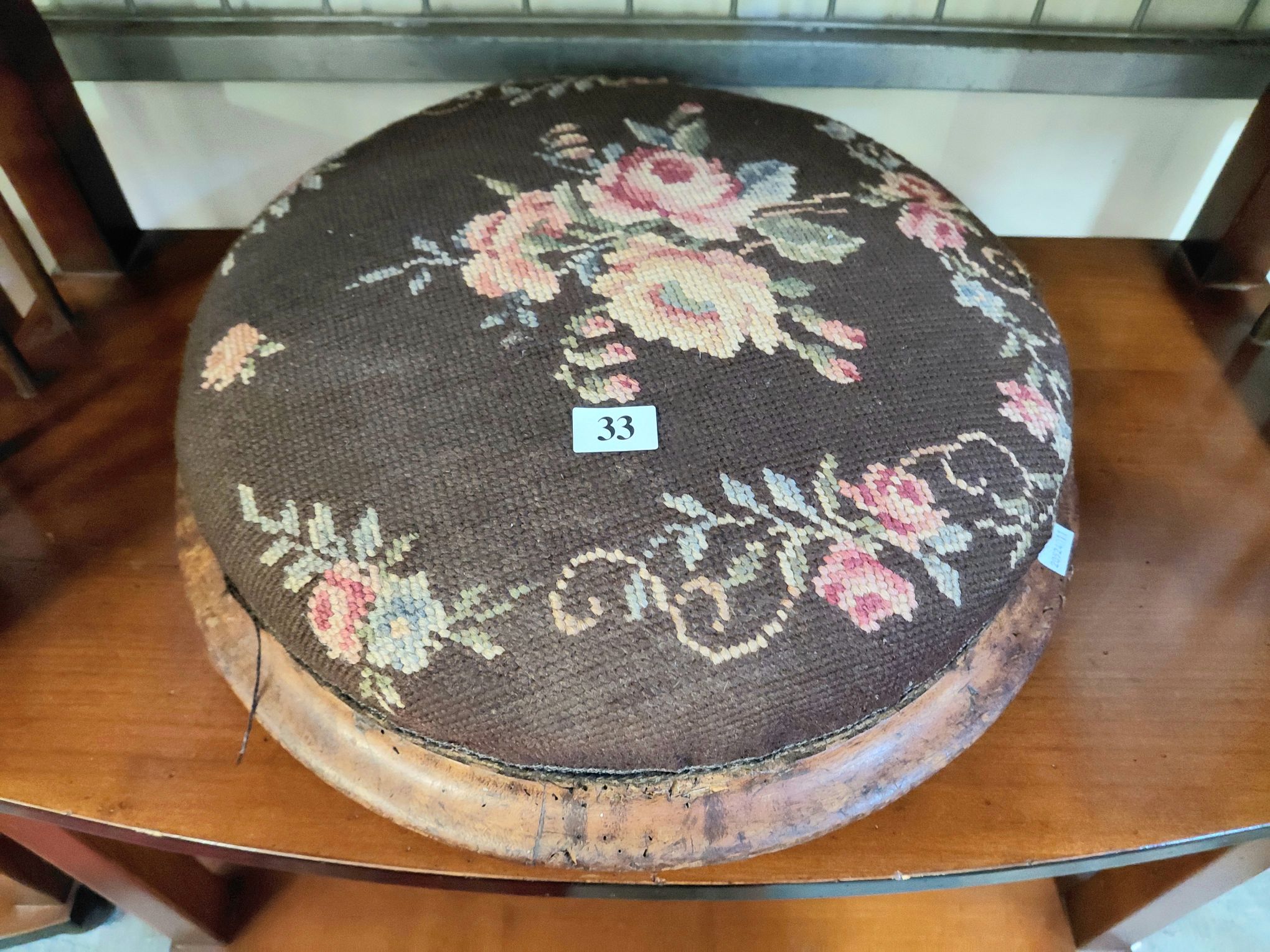 33 · TAPESTRY STOOL