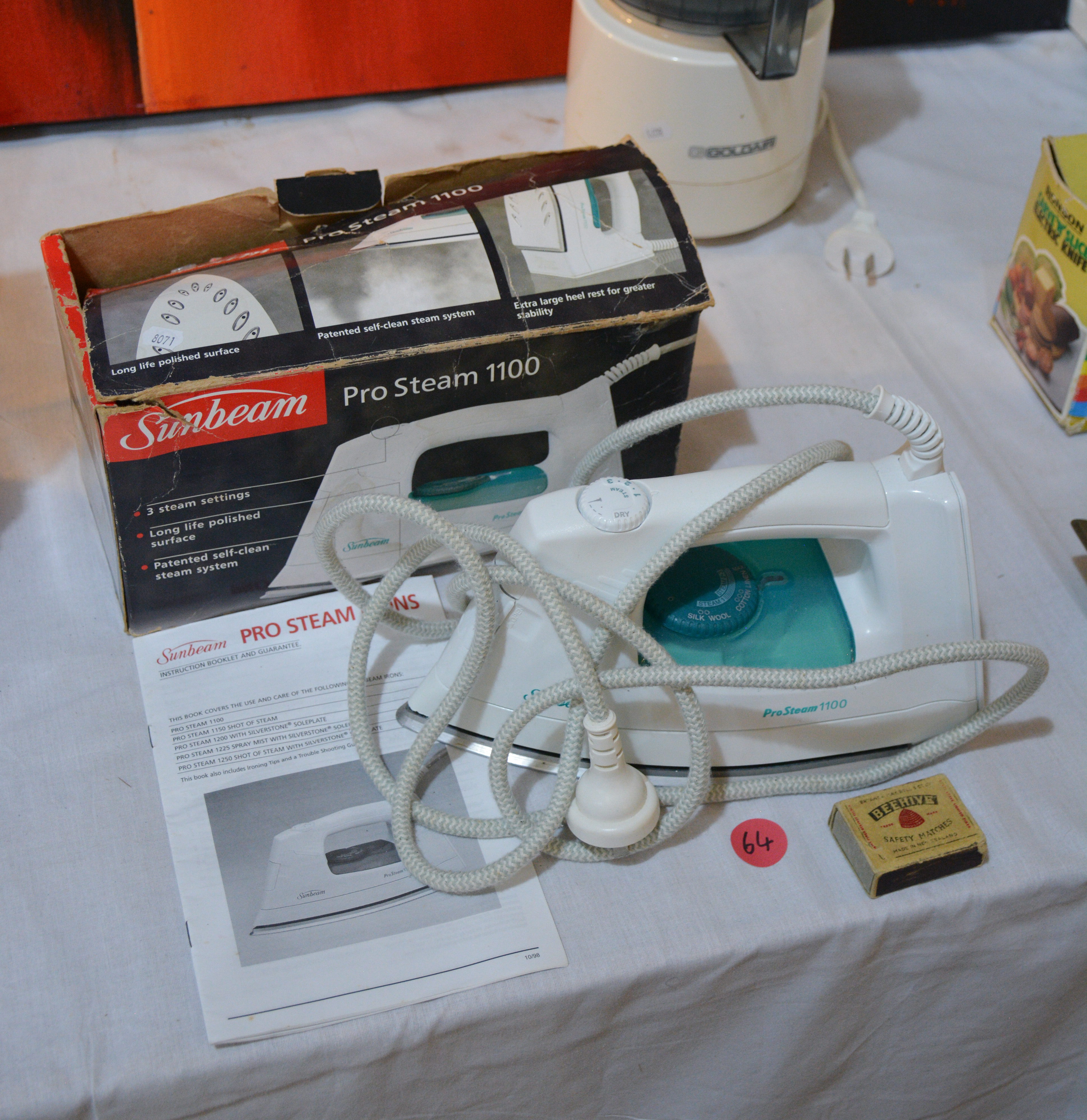 Sunbeam Pro Steam 1100 Iron — NZ auction result