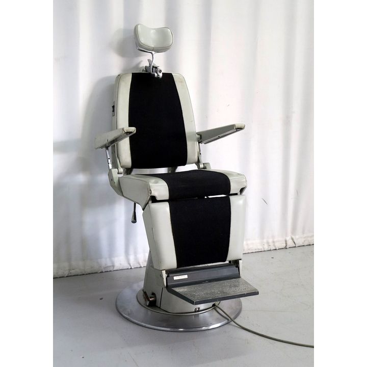 VINTAGE RELIANCE KOENIGKRAMER DENTIST CHAIR