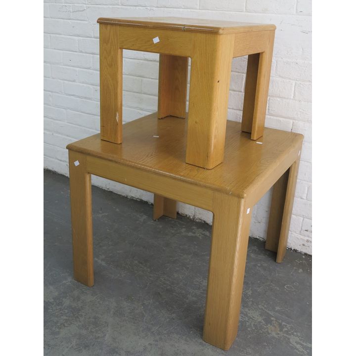 2 COFFEE TABLES