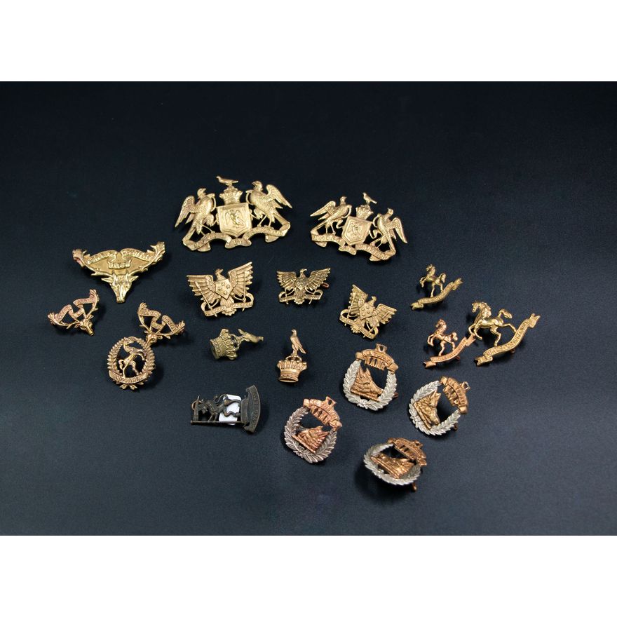 MOUNTED RIFLES BADGES