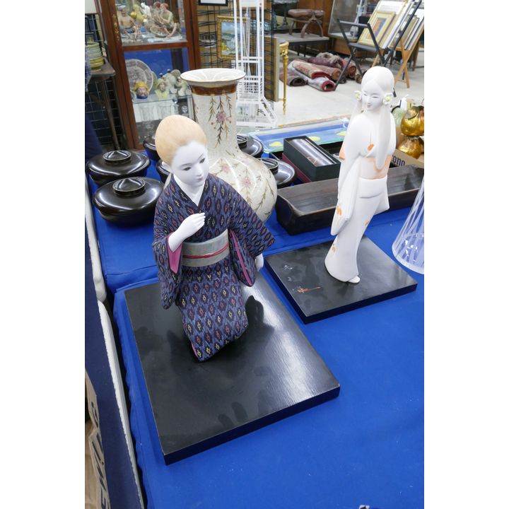 2pc Modern Japanese Hakata Dolls on Stands- 16''