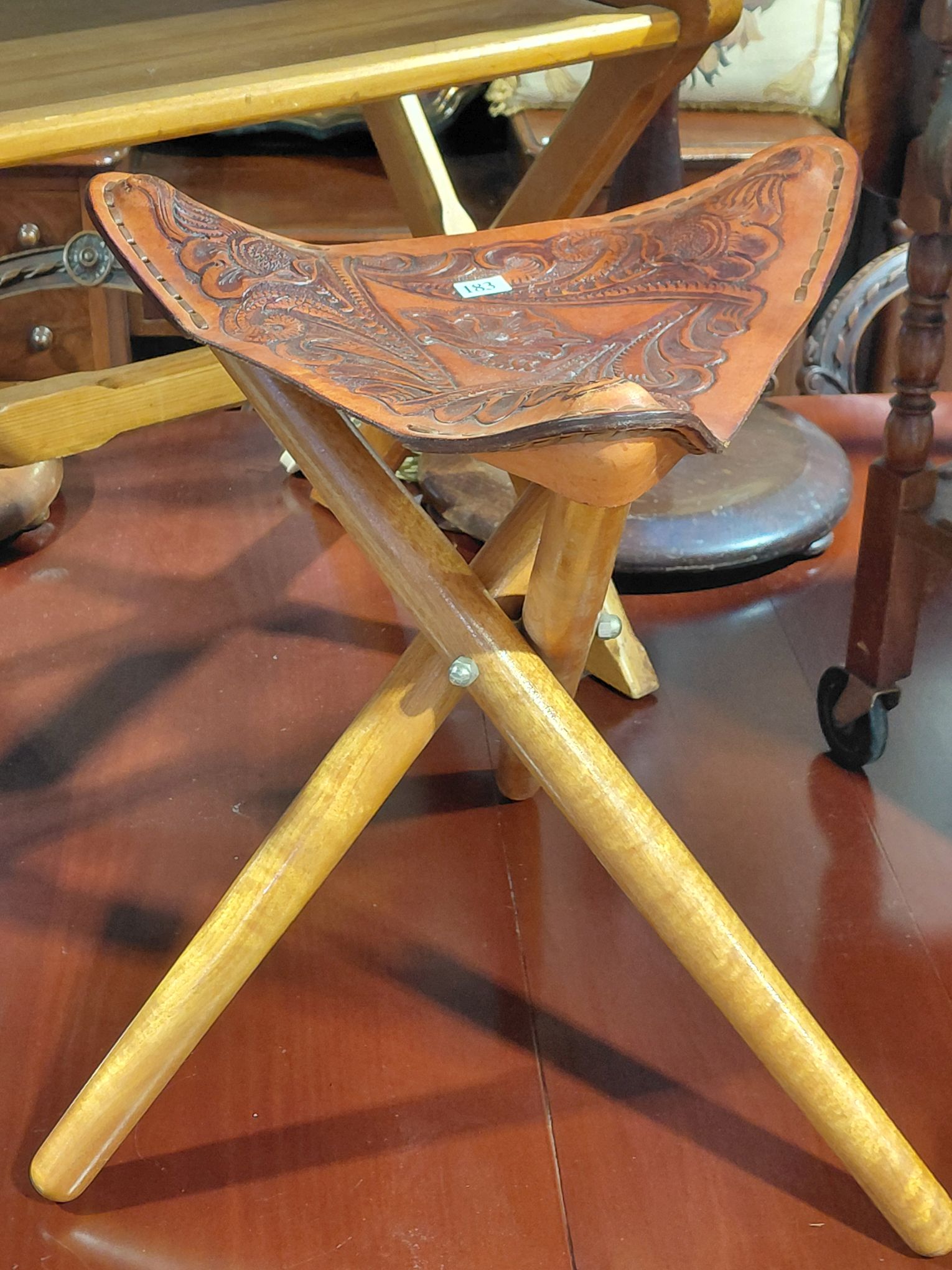 183 · A CAMPAIGN STOOL