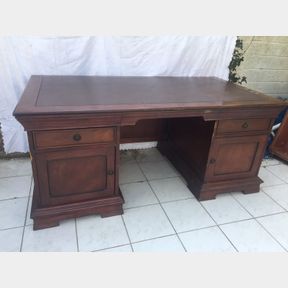 2x large leather insert executive desk
