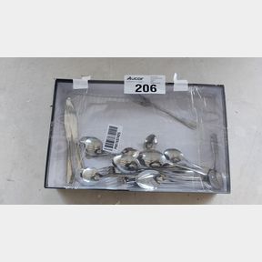 17 -PIECE CUTLERY SET STAINLESS STEEL FLATWARE WITH TRANSPARENT LID GIFT BOX -