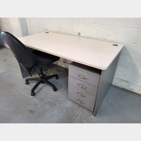 Wooden office desk, 3 lever gas office chair & 4 drawer under desk mobile