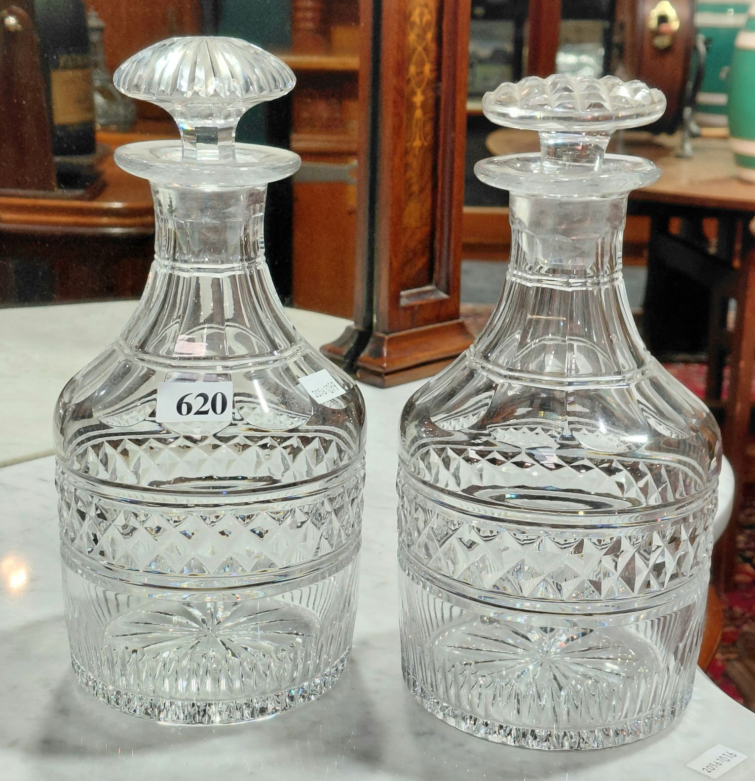 620 · GEORGIAN RING-NECK DECANTERS