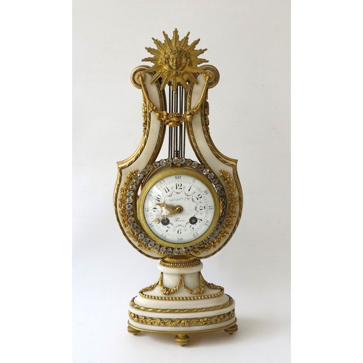 19TH CENTURY FRENCH ORMOLU MOUNTED WHITE MARBLE MANTLE CLOCK