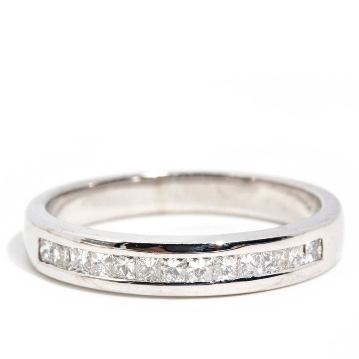0.26 Carat Princess Cut Diamond 18 Carat Gold Ring