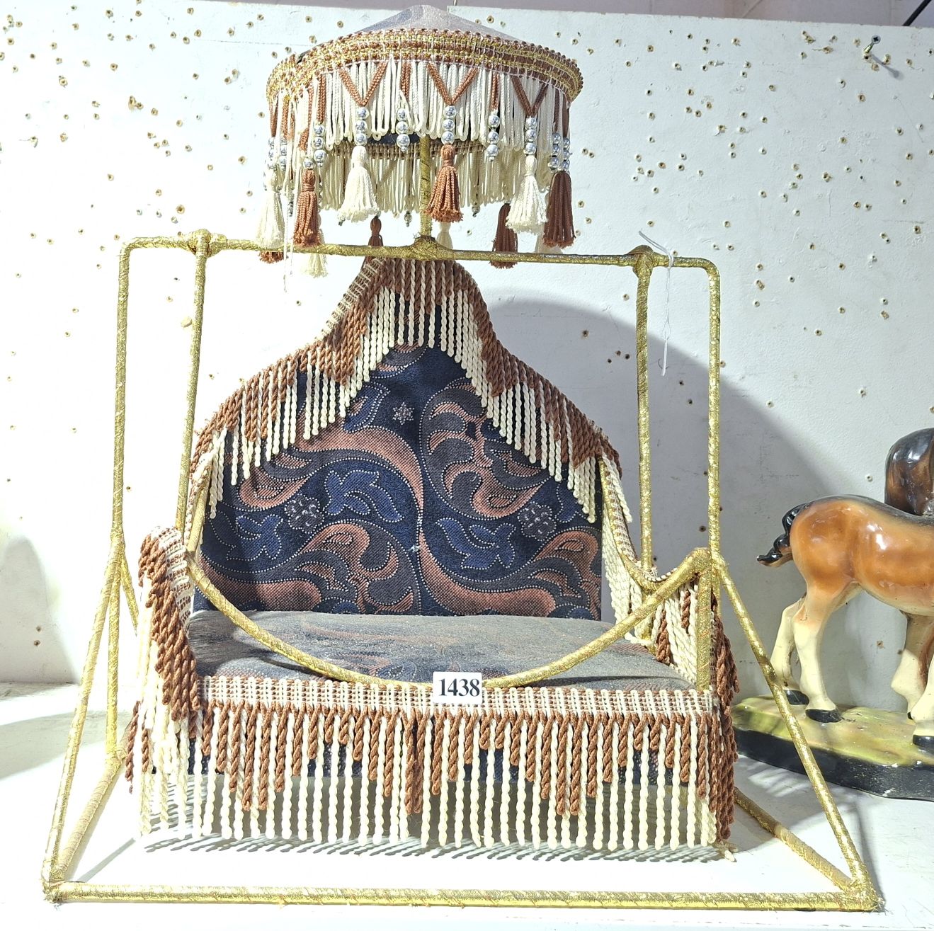 1438 · MINIATURE DECORATIVE SWING