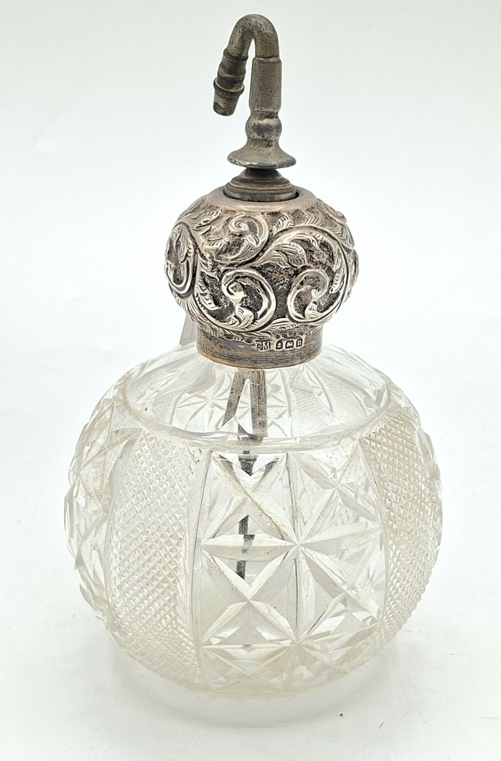 176 · EDWARDIAN CRYSTAL PERFUME BOTTLE ATOMISER