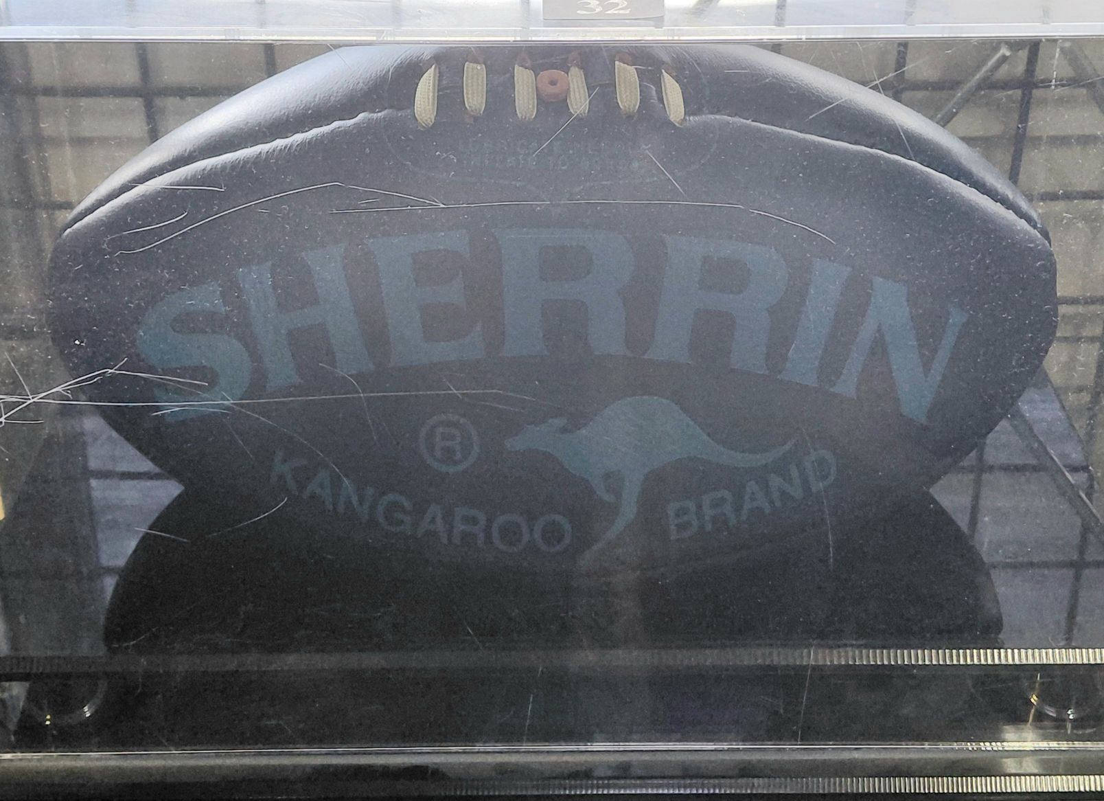 32 · SHERRIN FOOTBALL