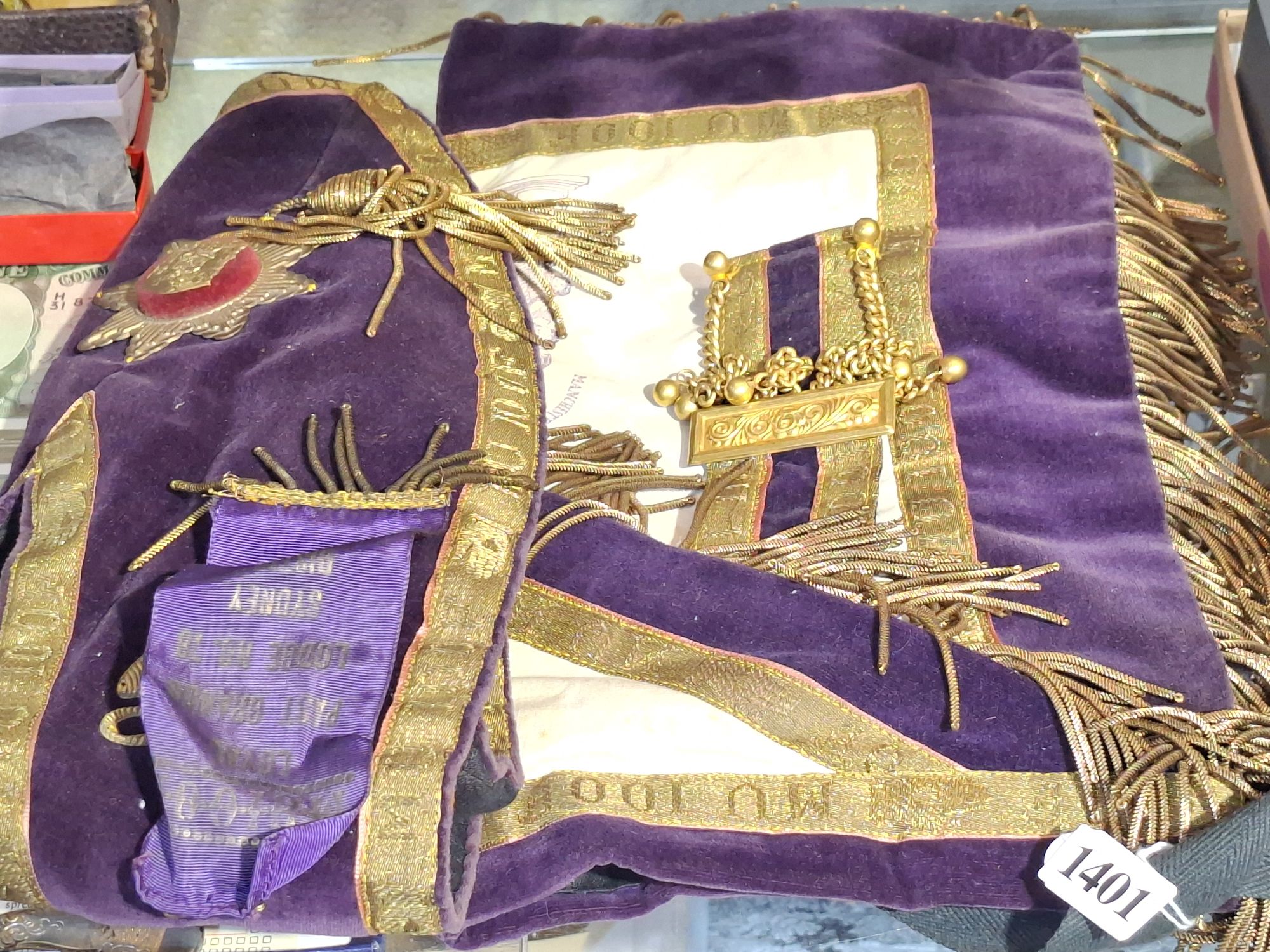 1401 · ODD FELLOWS REGALIA