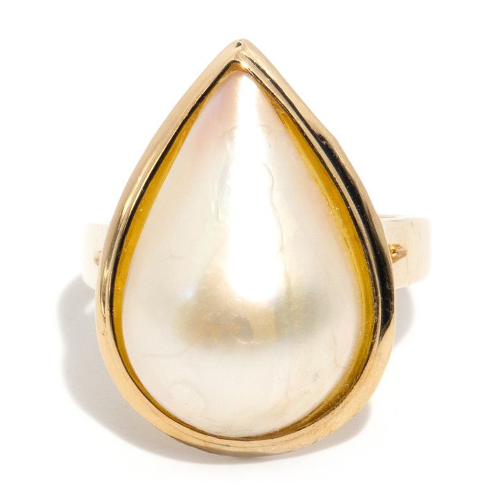 Vintage Mabe Pearl 9 Carat Gold Ring,