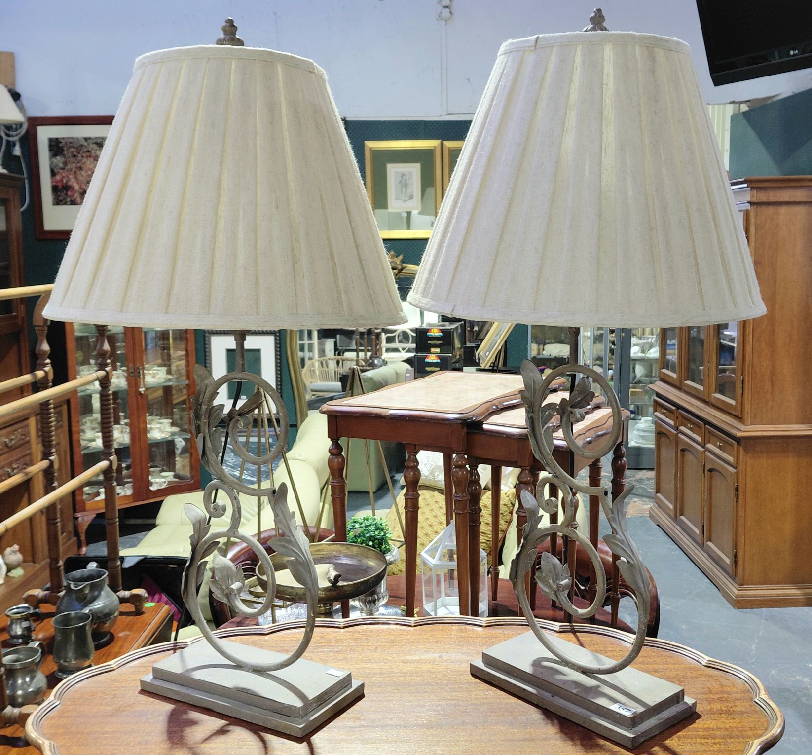 357 · PAIR OF TABLE LAMPS