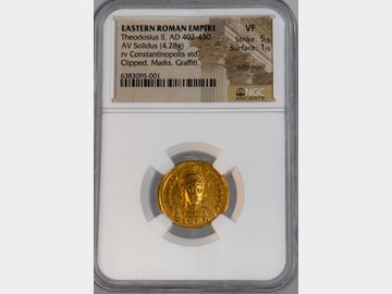 EASTERN ROMAN EMPIRE THEODOSIUS II, A.D 40(402-450) GOLD SOLIDUS VF STRIKE 5/5, SURFACE 1/5