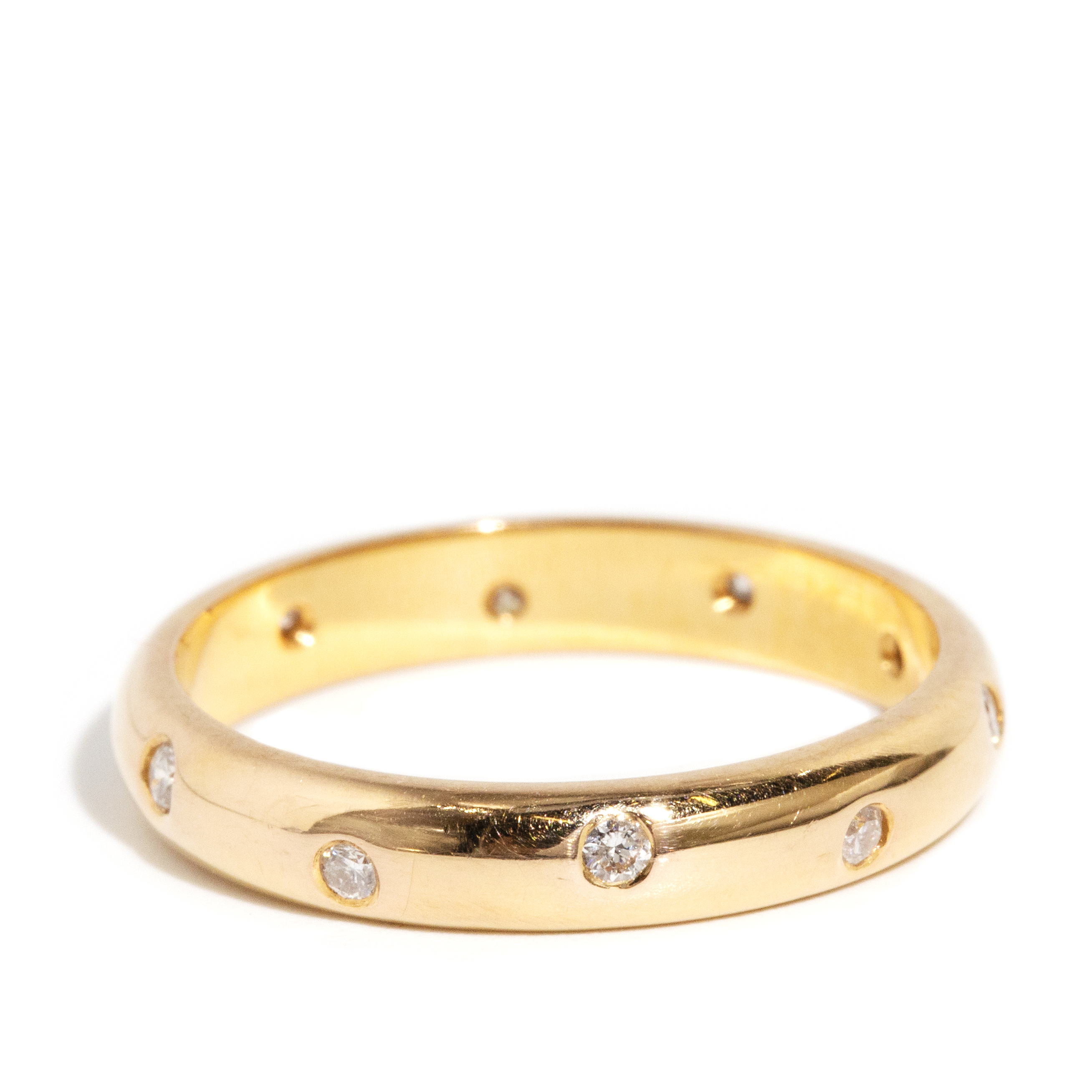 230 · Hammer Set Diamond 18ct Gold Ring