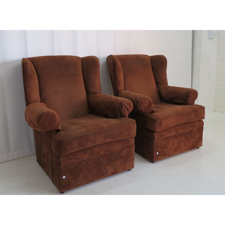 PAIR OF UPHOLSTERED WINGBACK CHAIRS