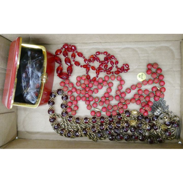 Box Red Glass Flapper Necklaces