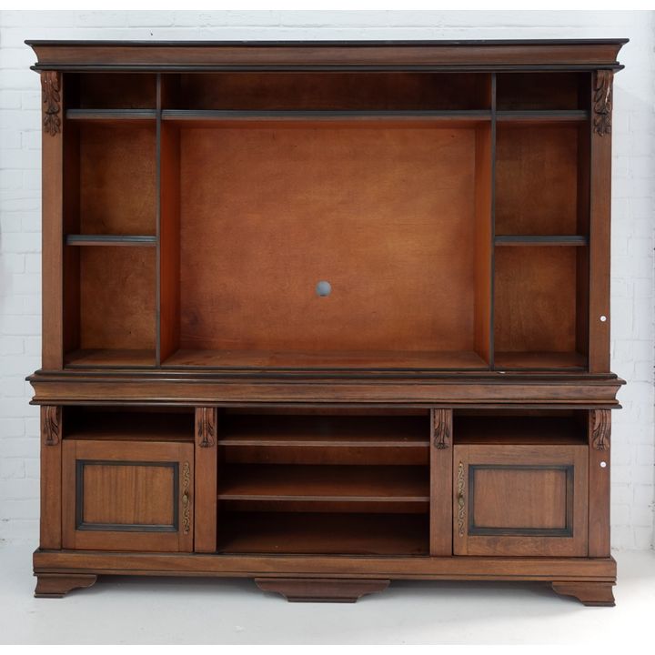 LARGE WALL UNIT