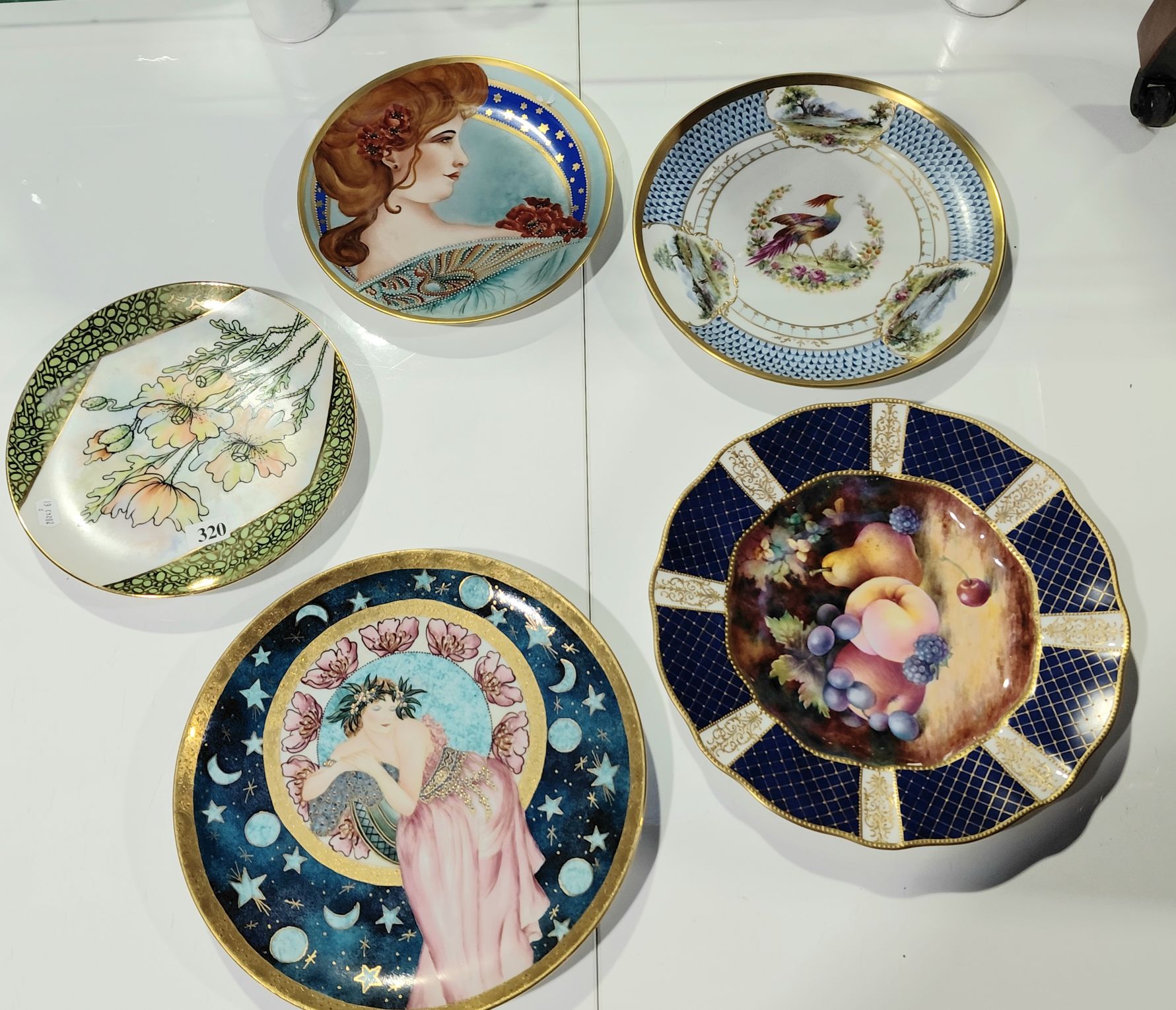 320 · CABINET PLATES