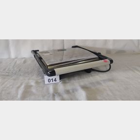 Beyer Griller & 4 Slice Sandwicher (not tested)