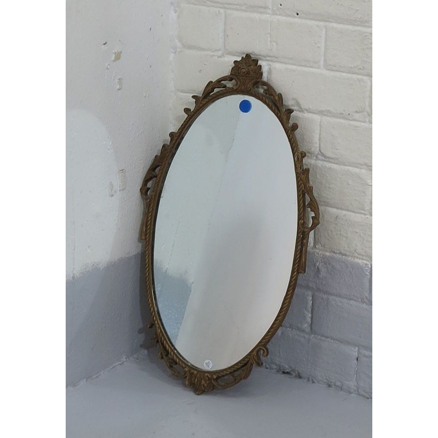 SMALL GILT FRAMED MIRROR