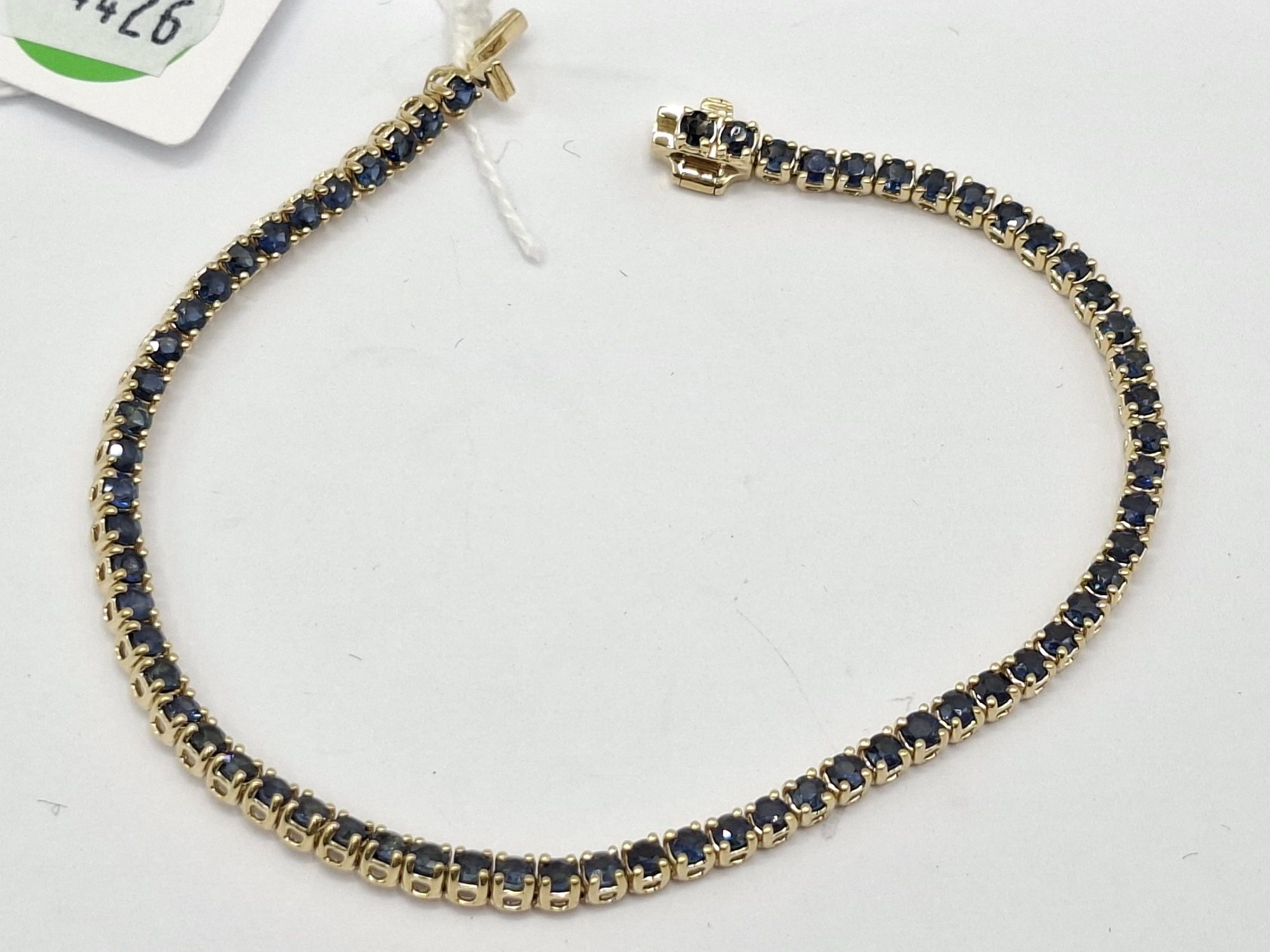 9ct Gold Line Bracelet