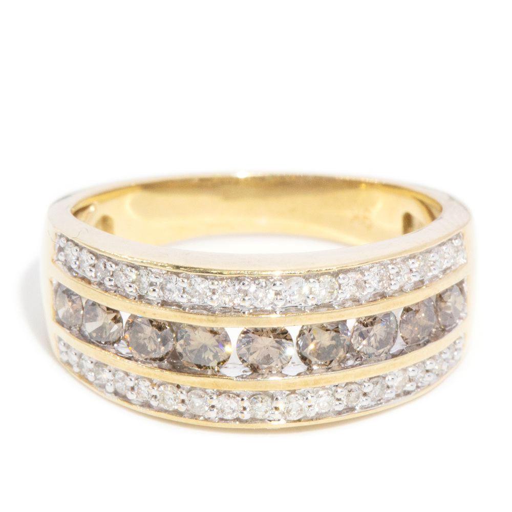 8 · 9 Carat Yellow Gold, Fancy Dark Brown and Colourless Diamond Band