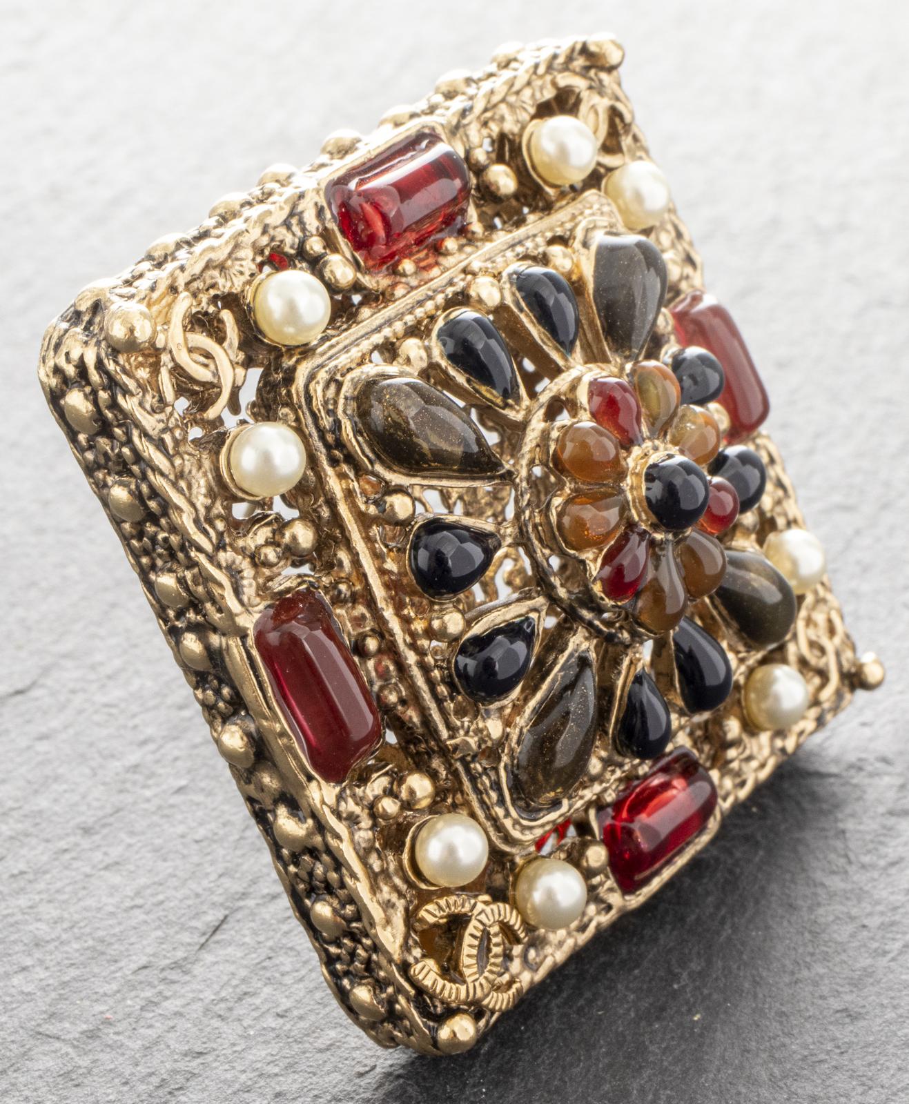 Vintage Chanel Ornate Pearl Brooch 