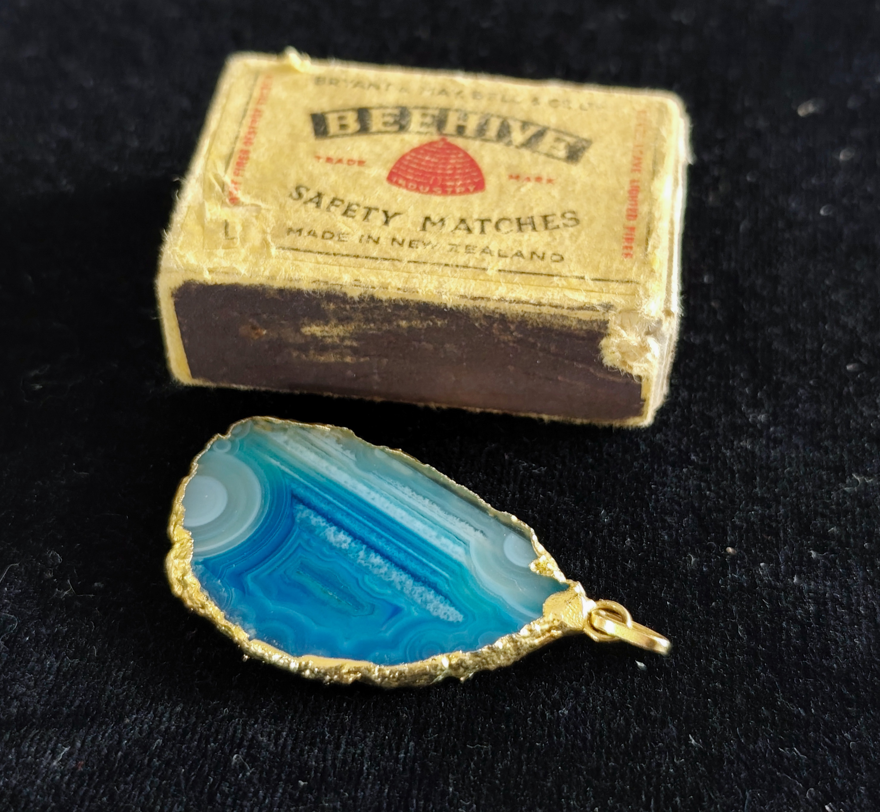 Gold Plated Crystal Slice Pendant — NZ auction result