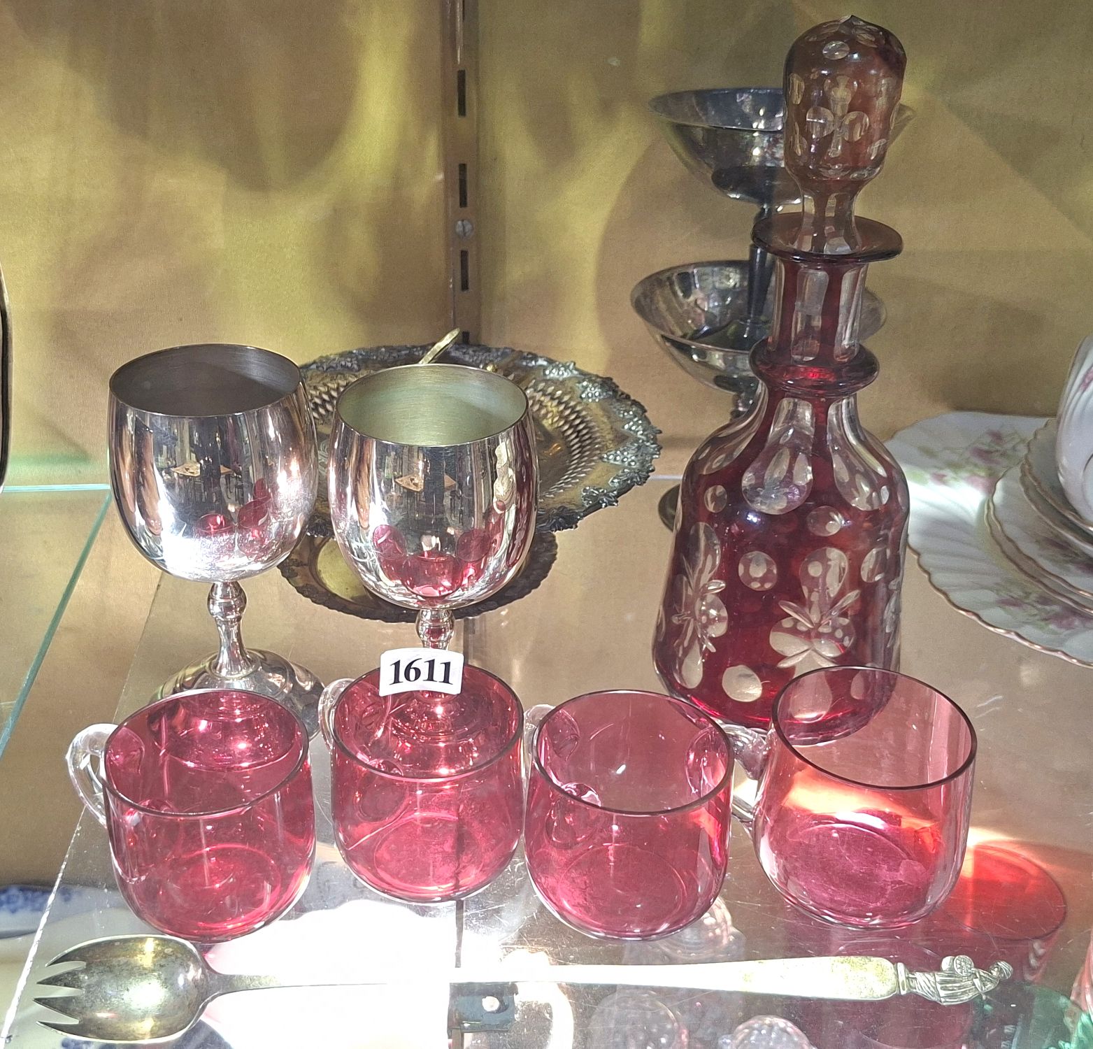 Quality Tableware Grouping