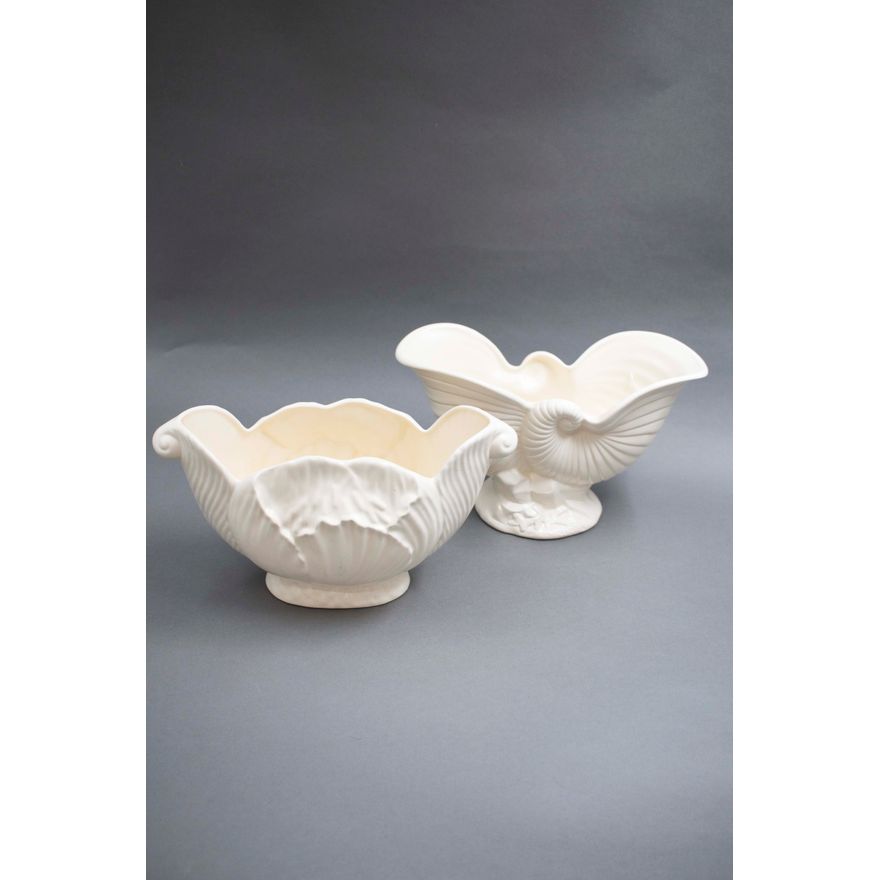 Crown Lynn Potteries - Two mantle vases