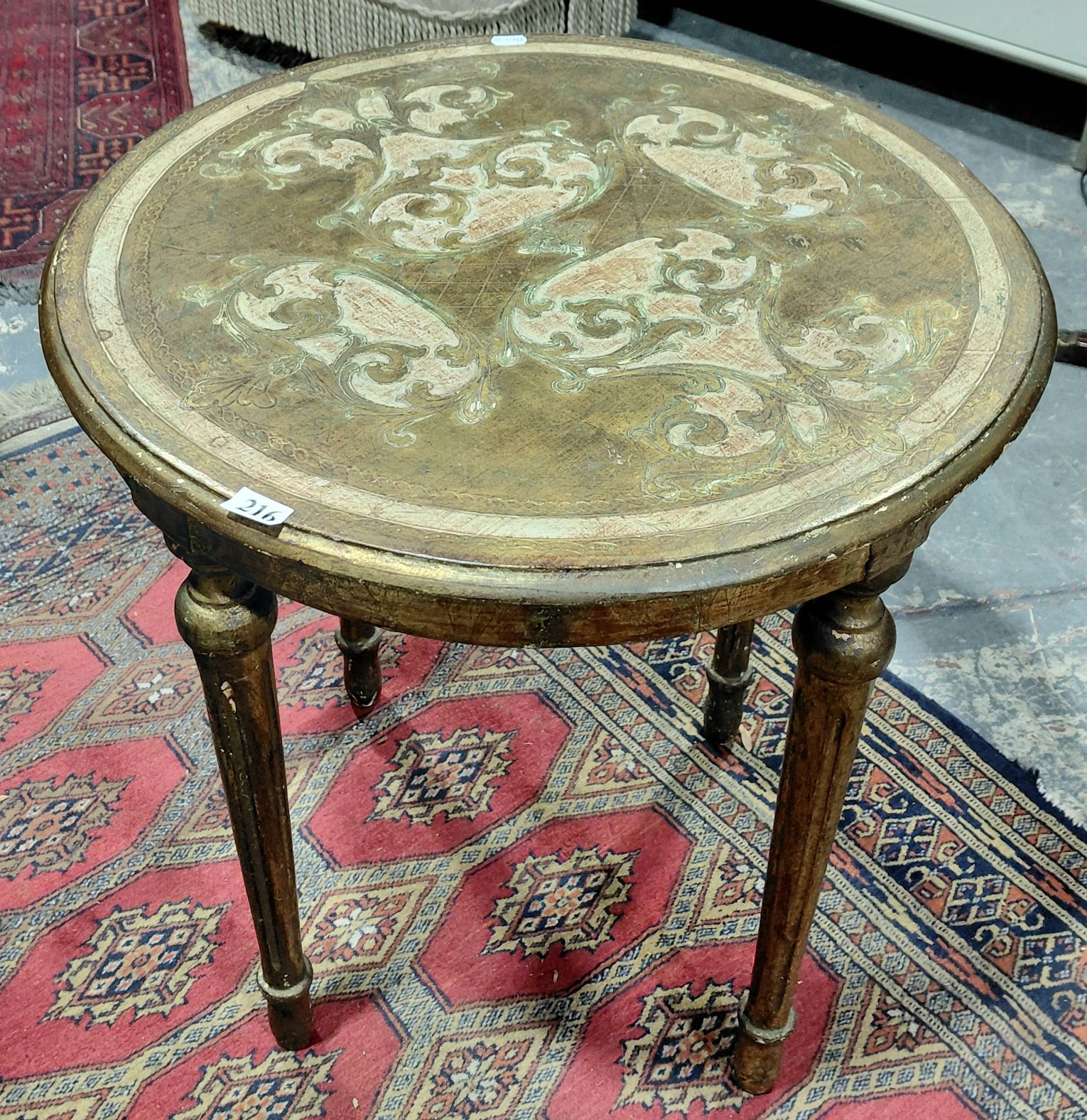 216 · ITALIAN STYLE OCCASIONAL TABLE