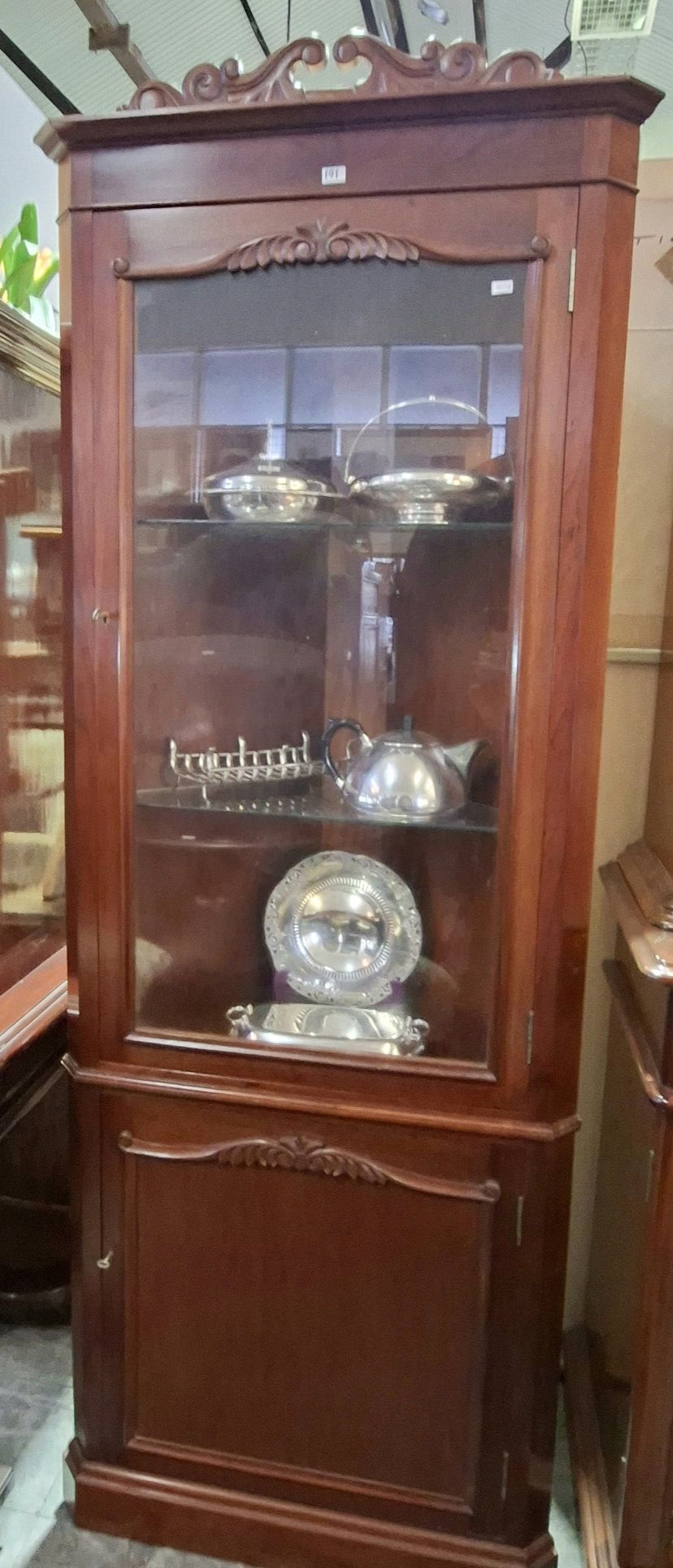 Corner Cabinet