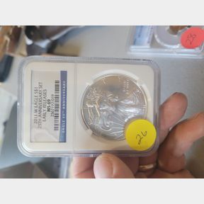 2011 American Silver Eagle MS69 early release coin