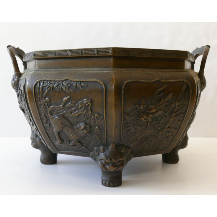 Meiji Japanese Ornate Bronze Dragon Hibachi 16''